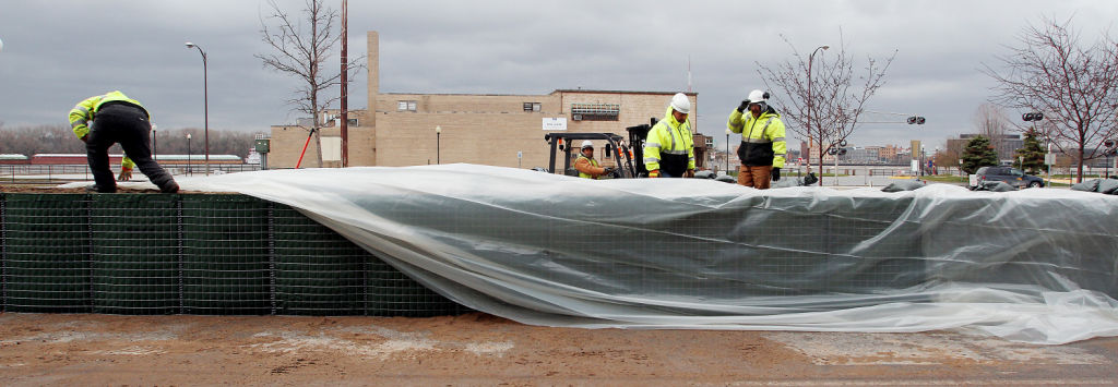 041913-ks-flooding-1
